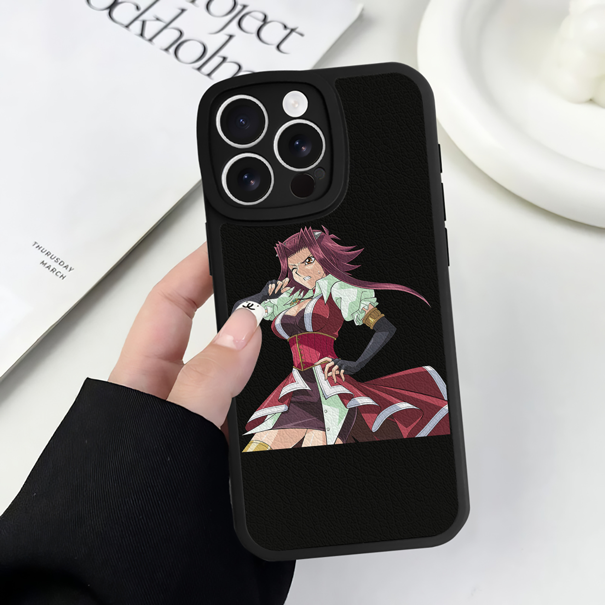 （画像用） 遊☆戯☆王 Yu-Gi-Oh! 【iPhone 16シリーズ対応】シリコンスマホケース（レザー調） 材質：シリコン